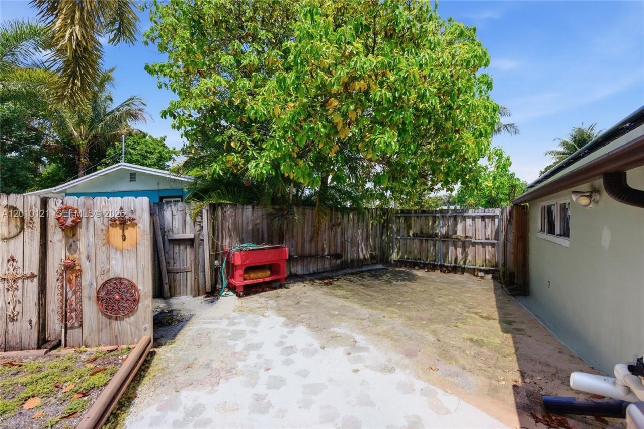 1118 NW 16th St , Fort Lauderdale, FL 33311 Photo