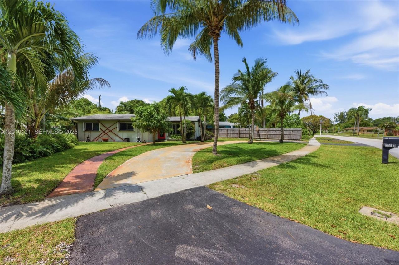 1118 NW 16th St, Fort Lauderdale, FL 33311 Photo