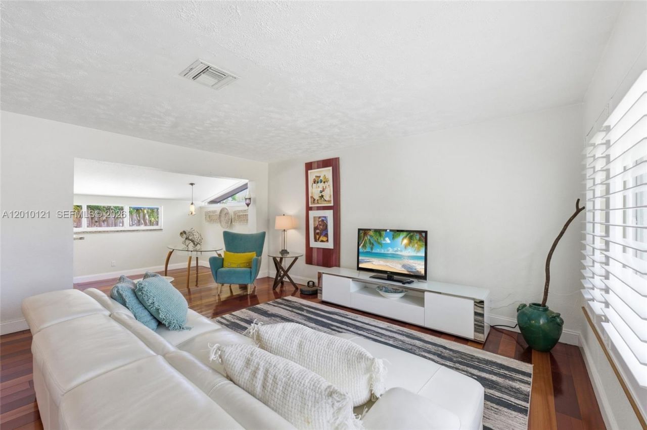 1118 NW 16th St , Fort Lauderdale, FL 33311 Photo