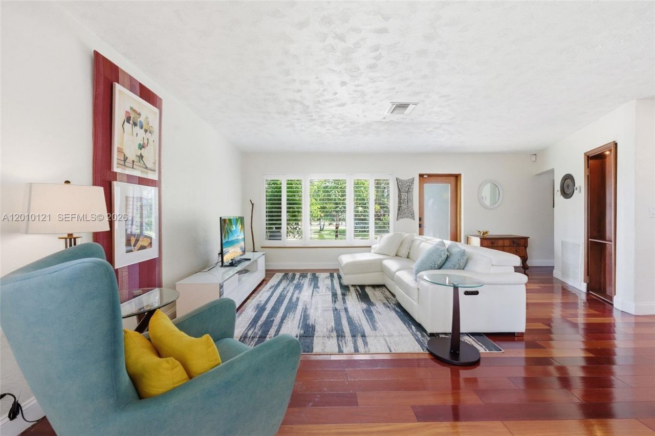 1118 NW 16th St , Fort Lauderdale, FL 33311 Photo
