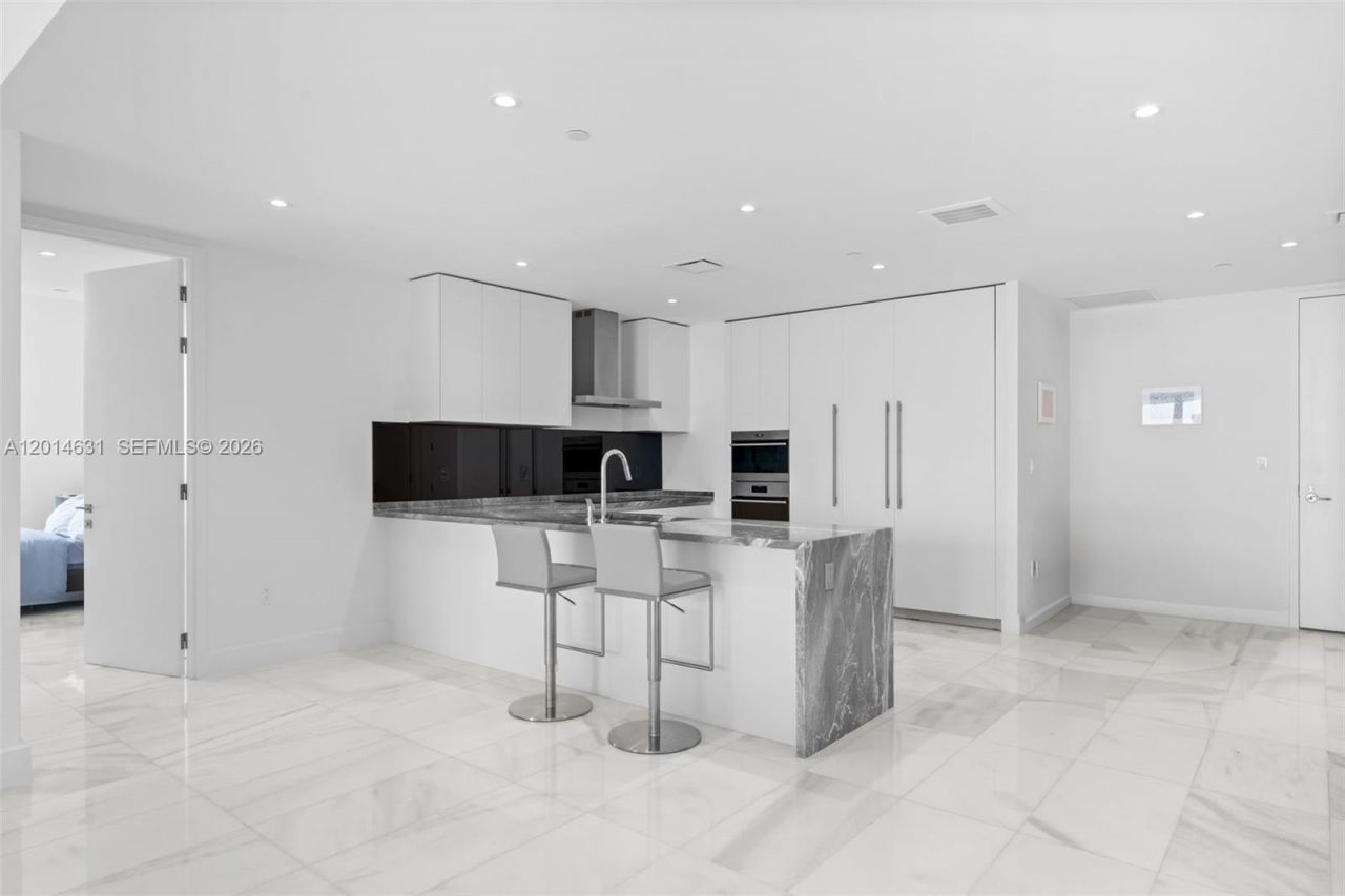 700 NE 26th Ter , Unit 2803, Miami, FL 33137 Photo