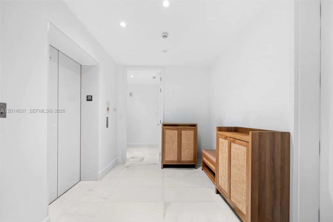 700 NE 26th Ter , Unit 2803, Miami, FL 33137 Photo