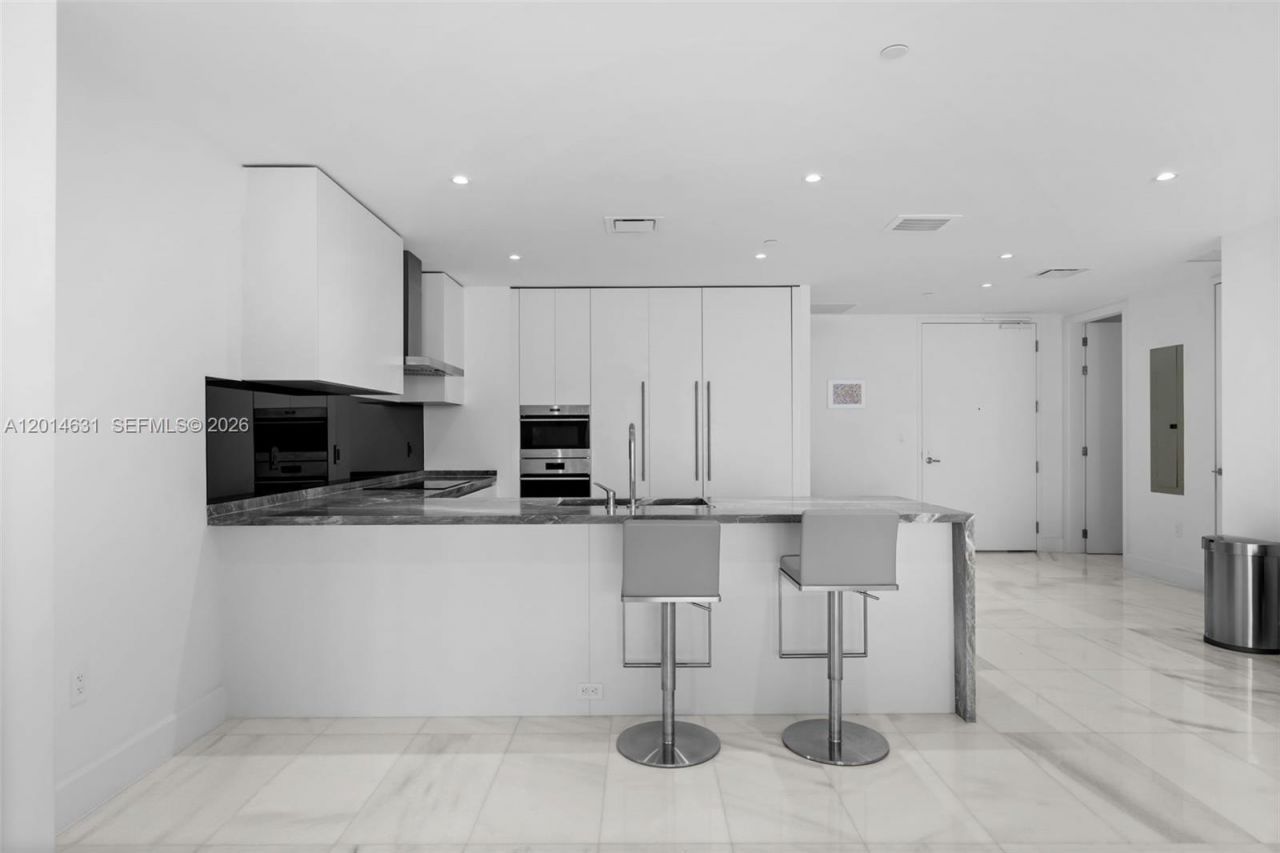 700 NE 26th Ter , Unit 2803, Miami, FL 33137 Photo