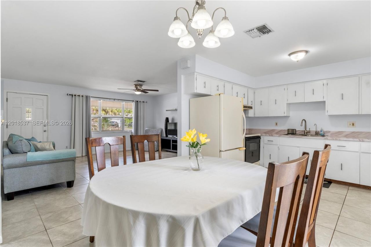 326 Belfast , Sebastian, FL 32958 Photo
