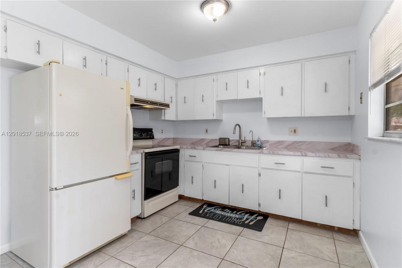 326 Belfast , Sebastian, FL 32958 Photo