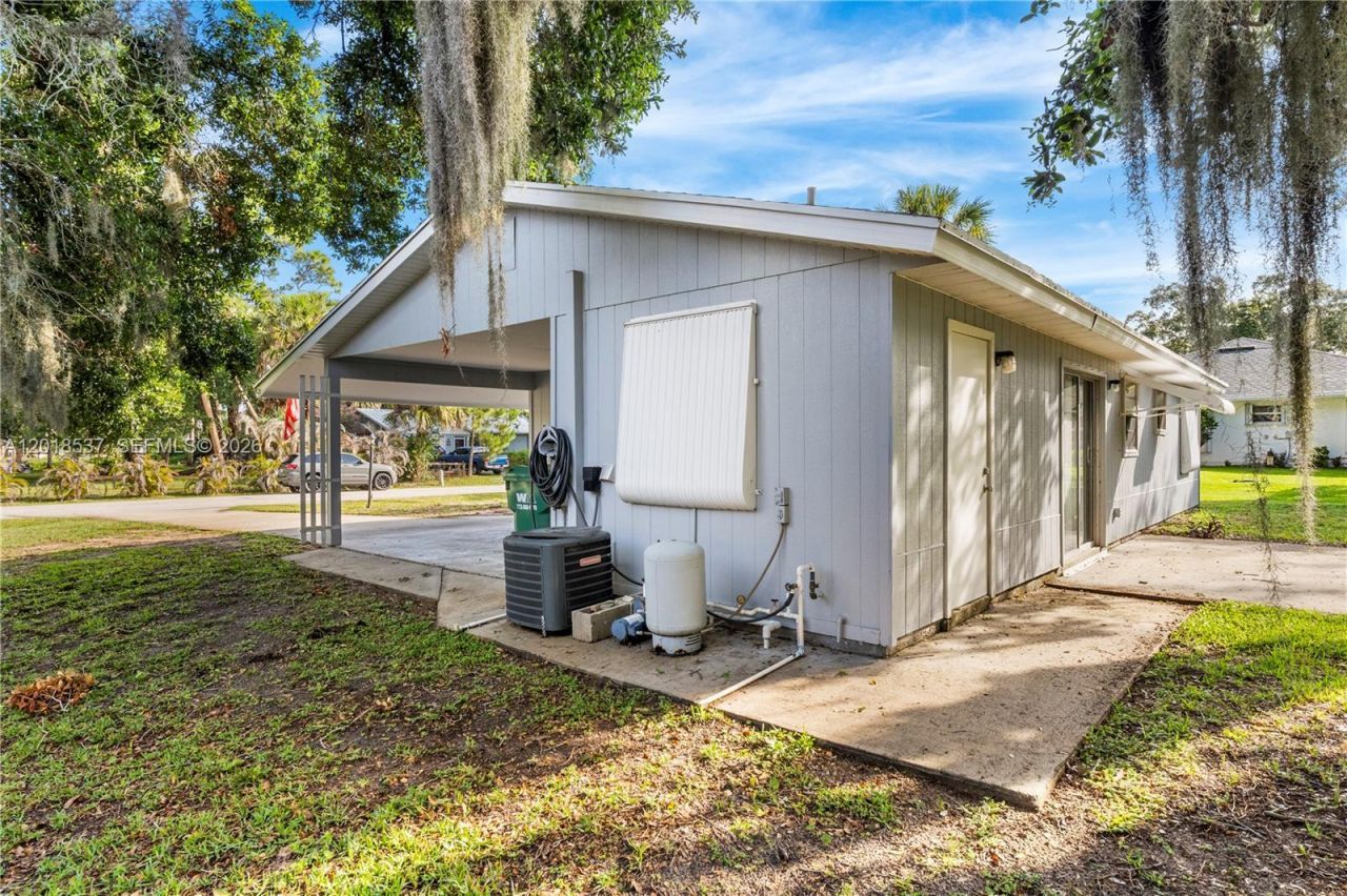 326 Belfast , Sebastian, FL 32958 Photo