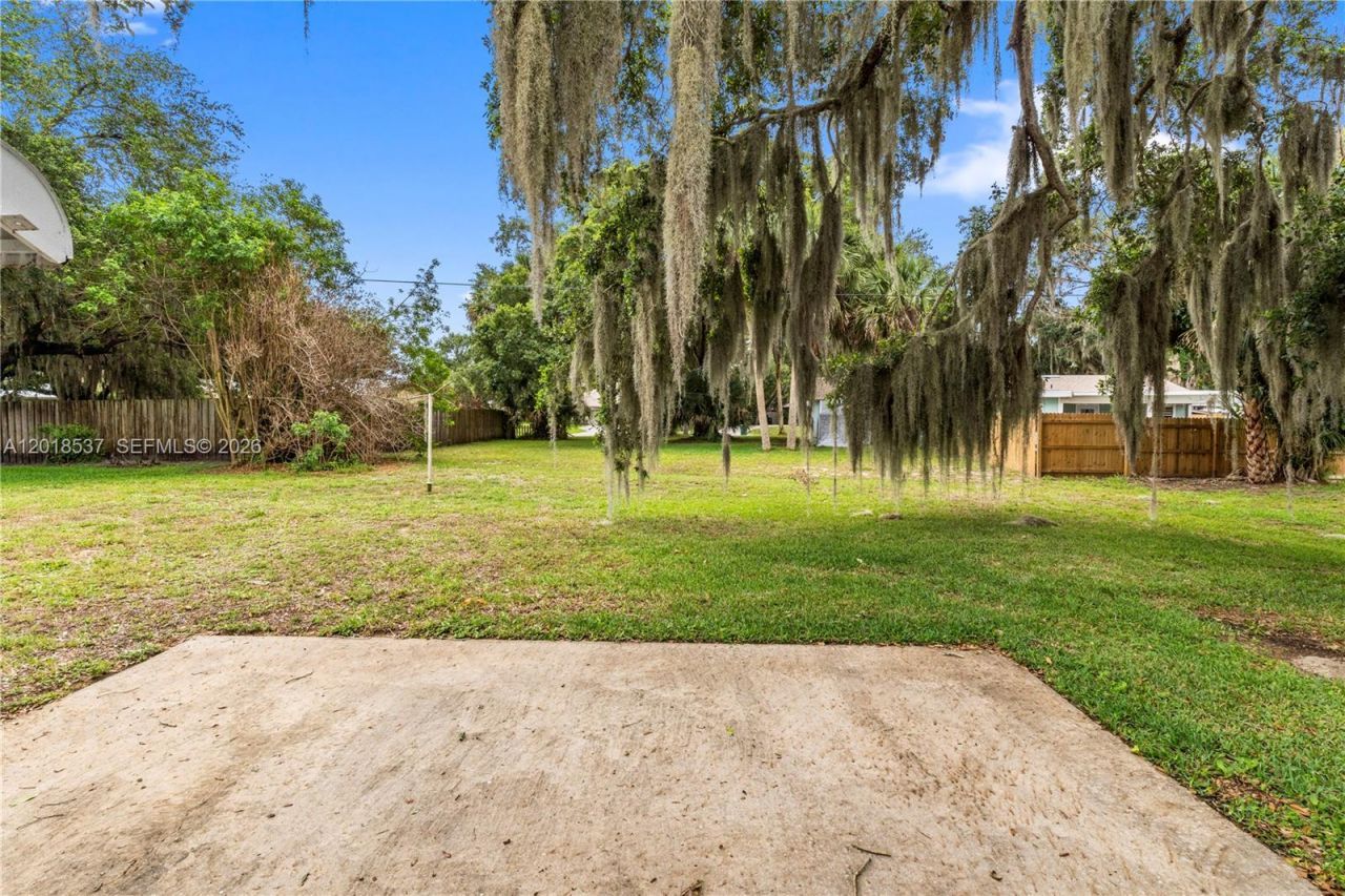 326 Belfast , Sebastian, FL 32958 Photo