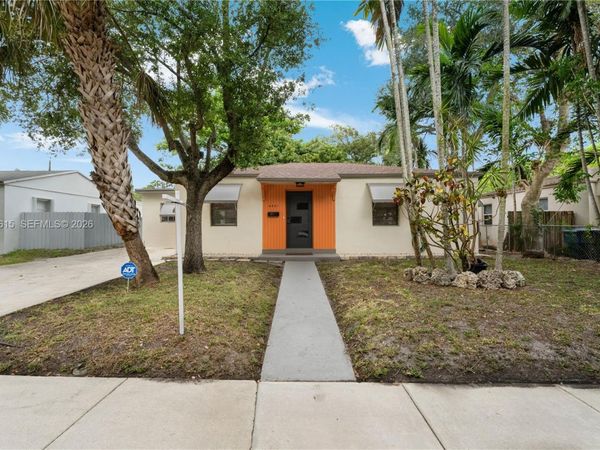 6531 SW 57th Pl, South Miami, FL 33143