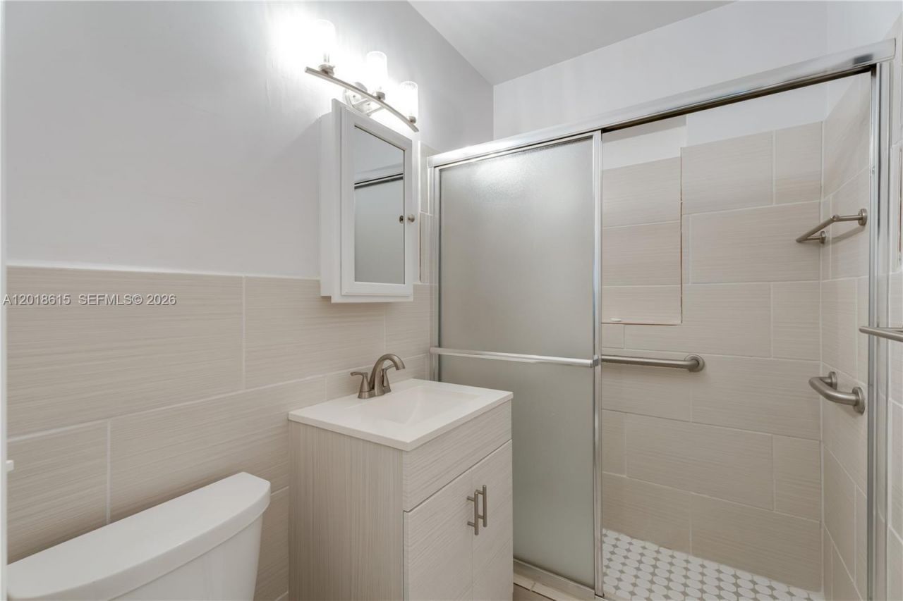 6531 SW 57th Pl, South Miami, FL 33143 Photo