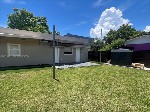1810 NW 34th St , Unit 3, Miami, FL 33142