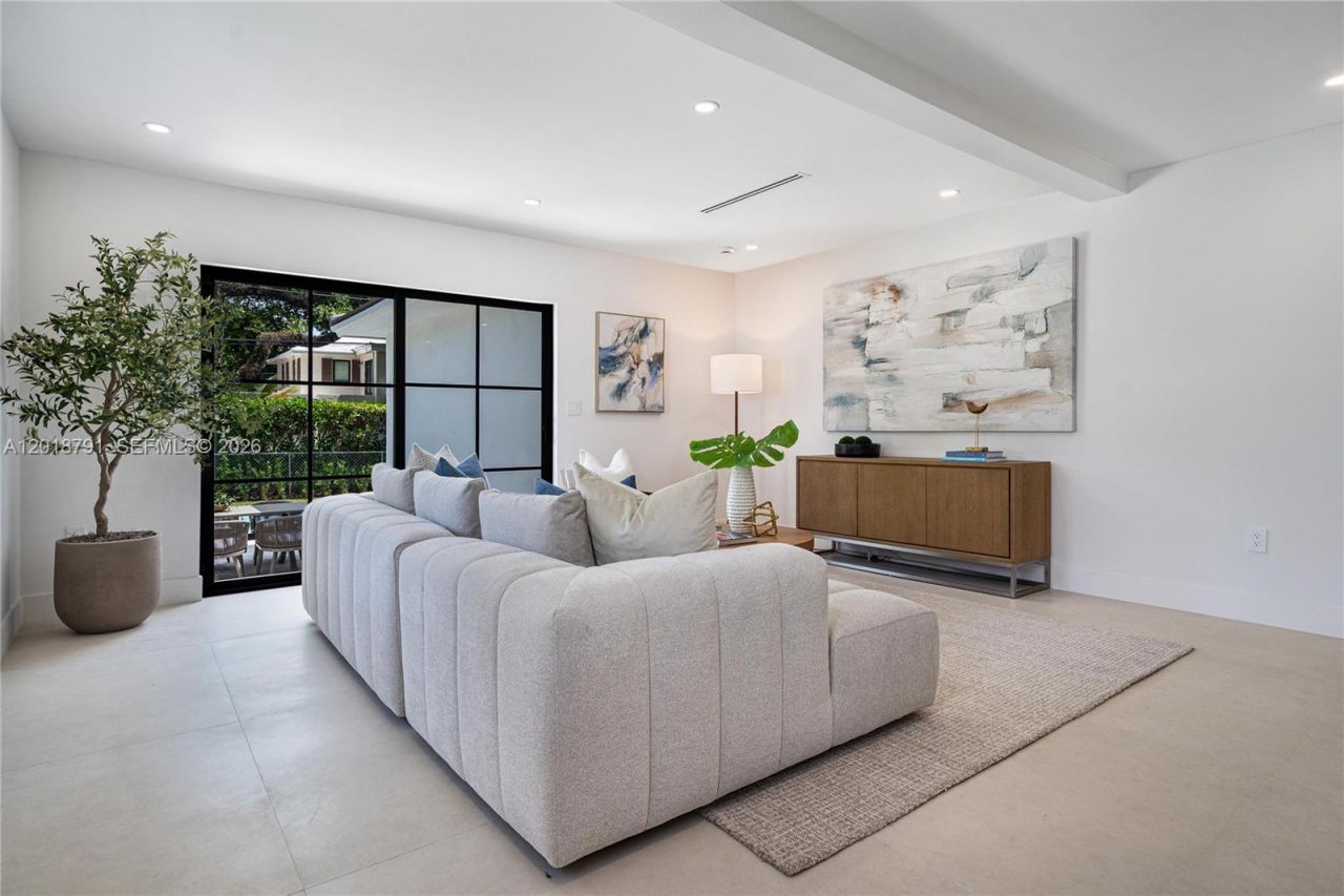 1037 Sevilla Ave , Coral Gables, FL 33134 Photo