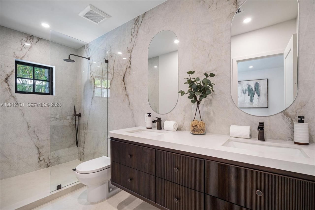 1037 Sevilla Ave , Coral Gables, FL 33134 Photo