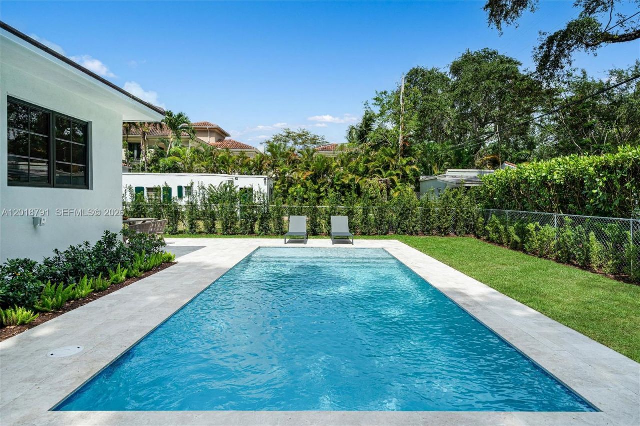 1037 Sevilla Ave , Coral Gables, FL 33134 Photo