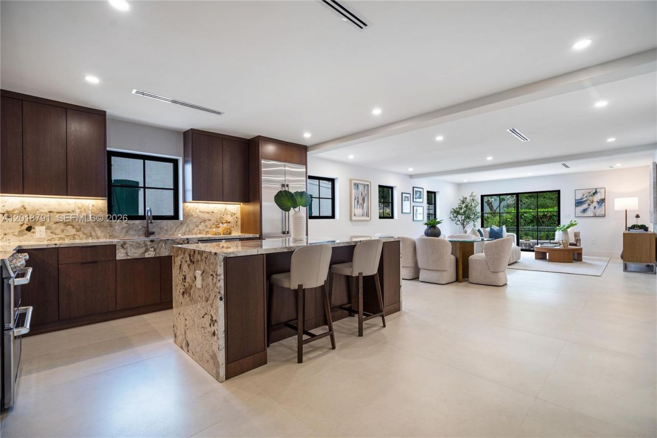 1037 Sevilla Ave , Coral Gables, FL 33134 Photo