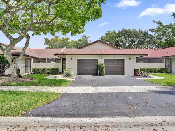 9011 NW 61st St , Tamarac, FL 33321