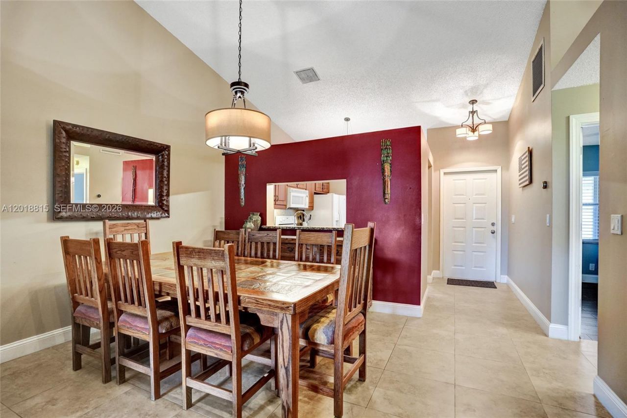 9011 NW 61st St , Tamarac, FL 33321 Photo