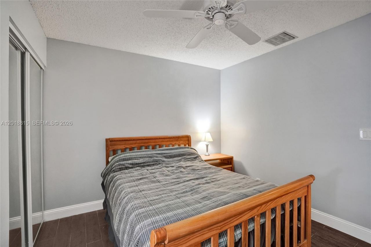 9011 NW 61st St , Tamarac, FL 33321 Photo