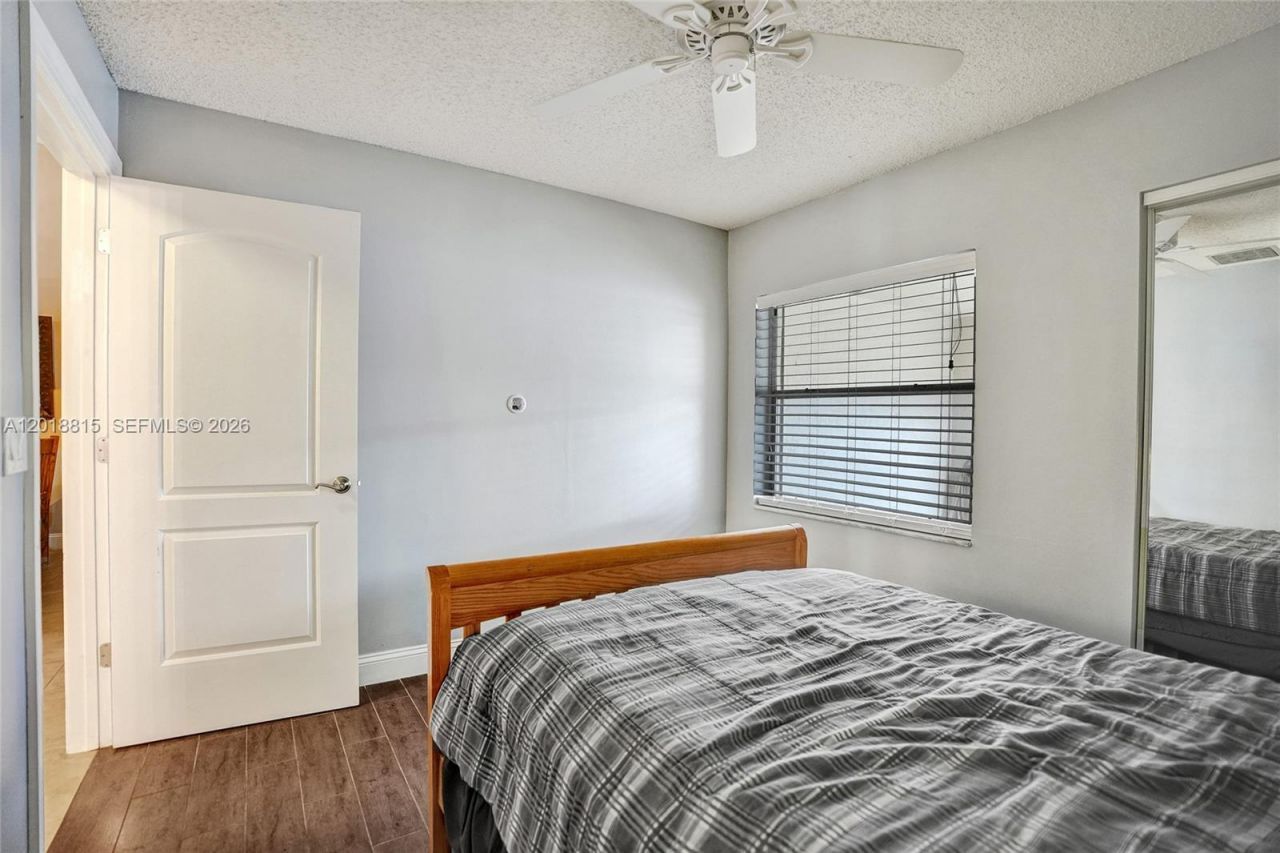 9011 NW 61st St , Tamarac, FL 33321 Photo