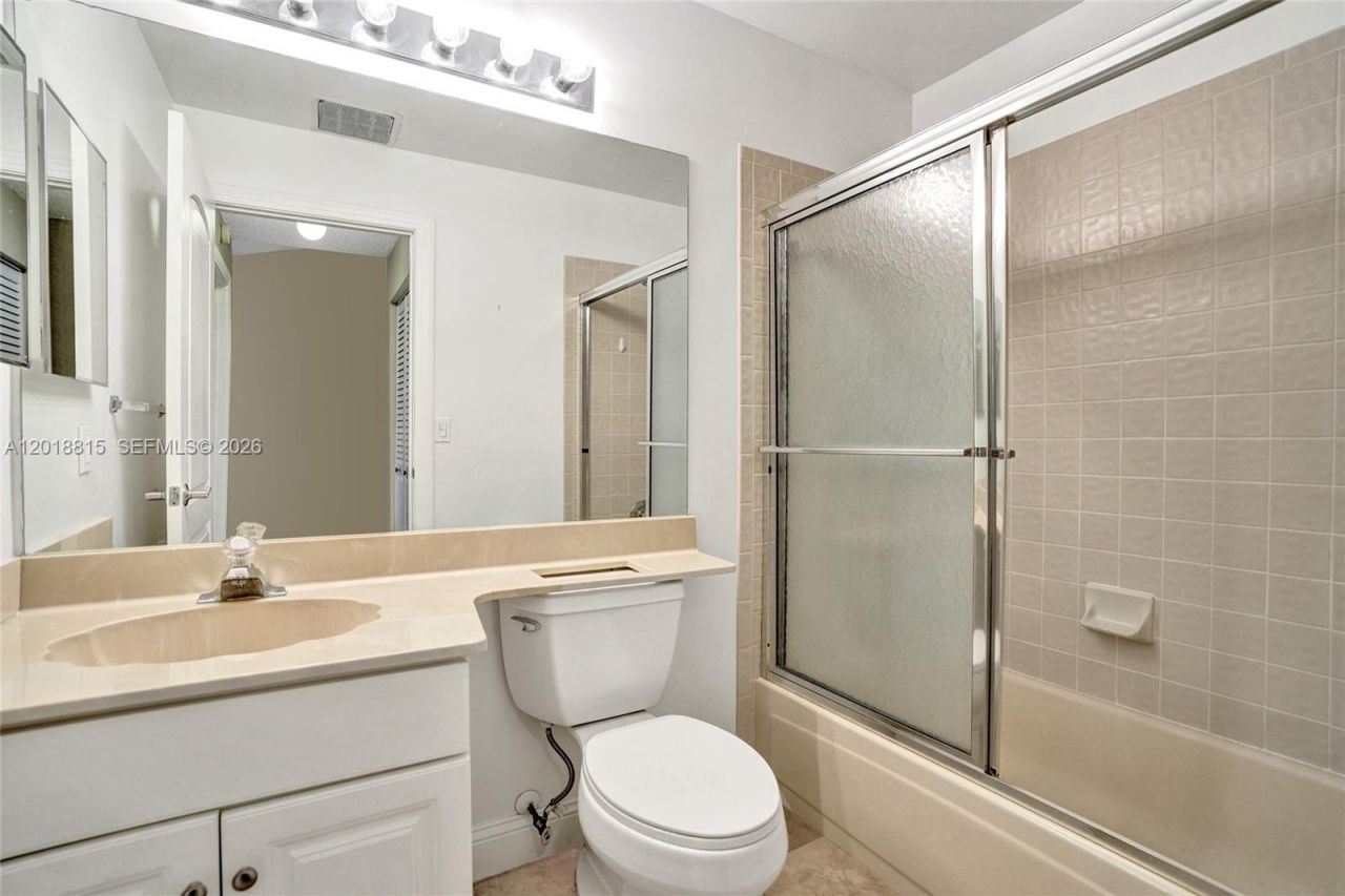 9011 NW 61st St , Tamarac, FL 33321 Photo