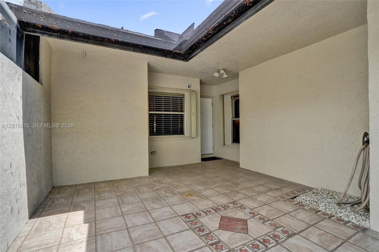 9011 NW 61st St , Tamarac, FL 33321 Photo