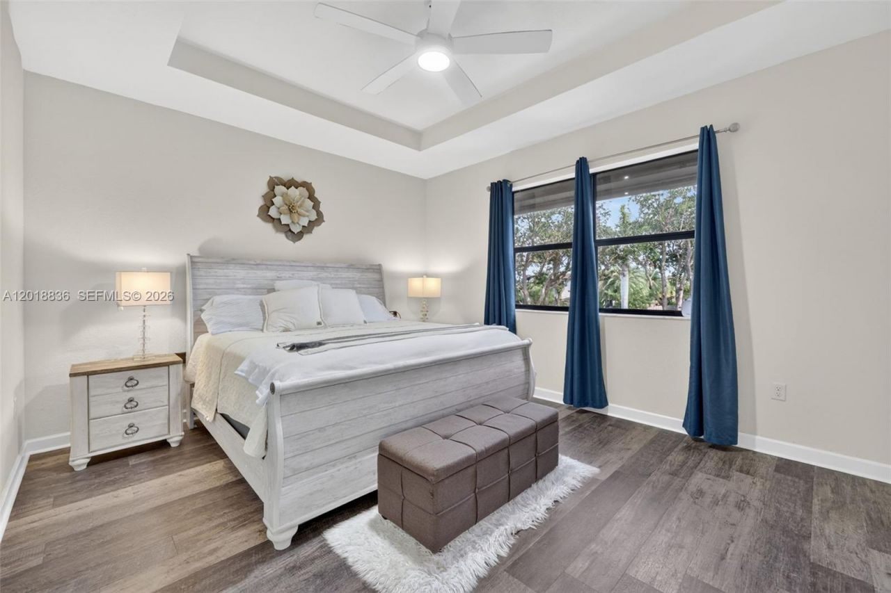 2542 NE 1st St, Homestead, FL 33033 Photo