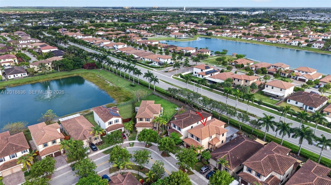 2542 NE 1st St, Homestead, FL 33033 Photo