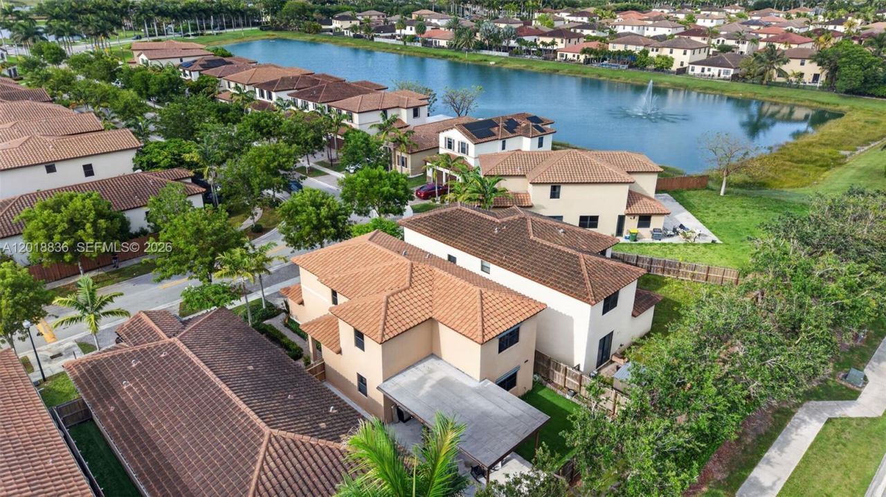 2542 NE 1st St, Homestead, FL 33033 Photo