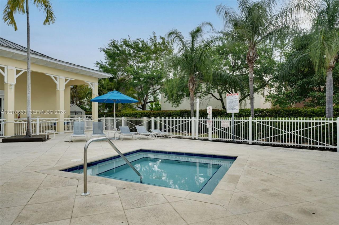 2542 NE 1st St, Homestead, FL 33033 Photo