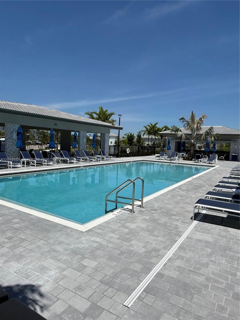 630 SE 15th St , Unit 630, Homestead, FL 33034 Photo