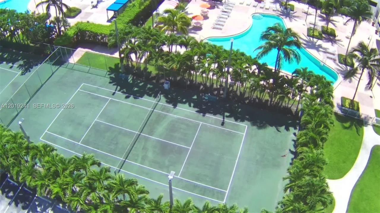19380 Collins Ave , Unit 418, Sunny Isles Beach, FL 33160 Photo