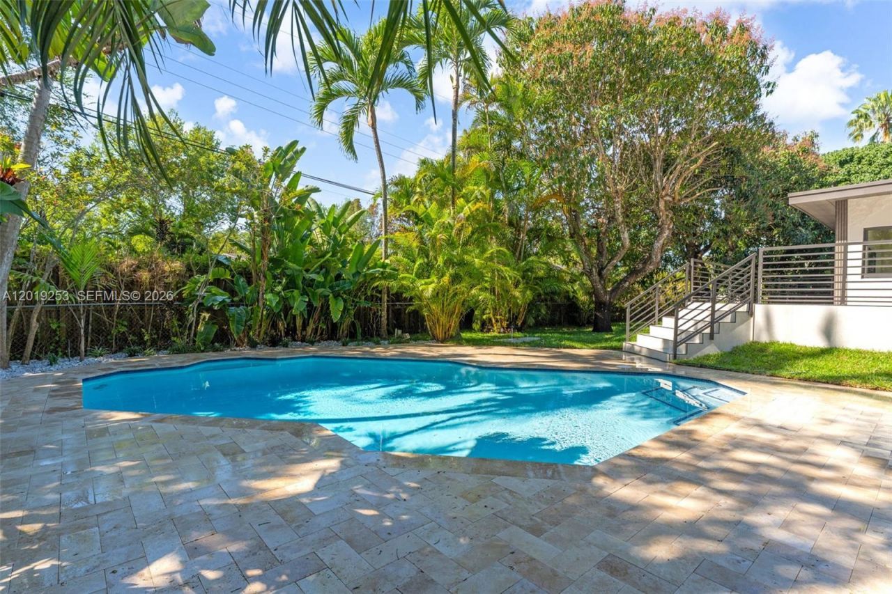7920 SW 132nd St , Pinecrest, FL 33156 Photo