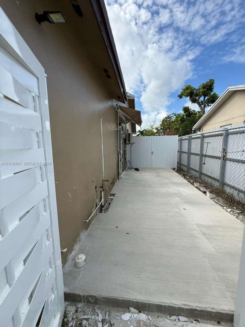 25948 SW 132nd Ave , Unit 1, Homestead, FL 33032 Photo