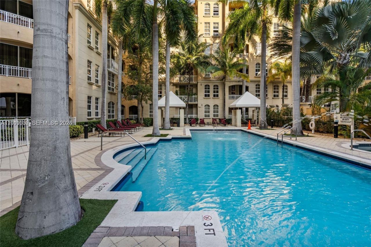 3001 NE 185th St , Unit 219, Aventura, FL 33180 Photo