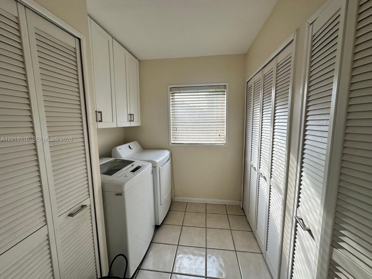 3245 Village Green Dr, Miami, FL 33175 Photo