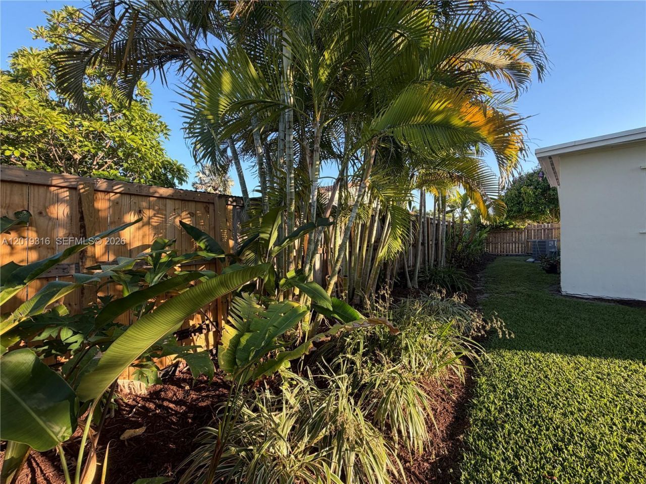 3245 Village Green Dr, Miami, FL 33175 Photo