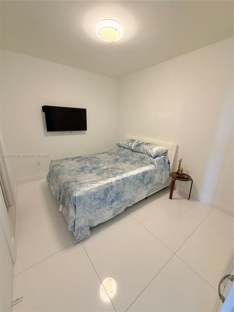 1800 S Ocean Dr , Unit 3002, Hallandale Beach, FL 33009 Photo