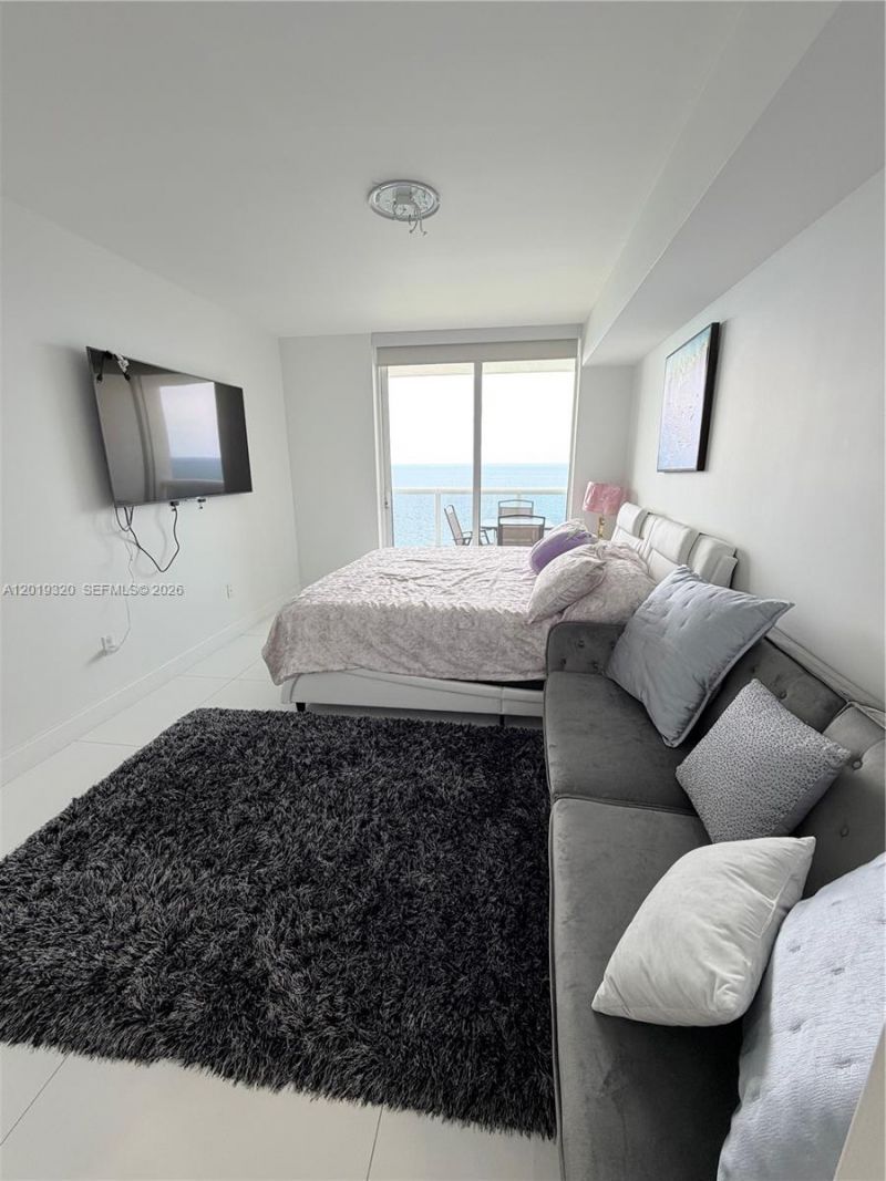 1800 S Ocean Dr , Unit 3002, Hallandale Beach, FL 33009 Photo