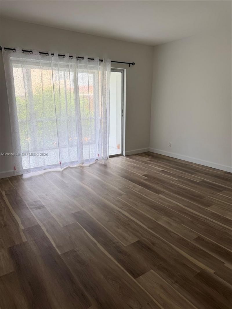 6701 Cypress Rd, Unit 109, Plantation, FL 33317 Photo