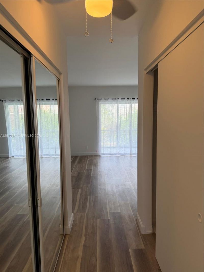 6701 Cypress Rd, Unit 109, Plantation, FL 33317 Photo