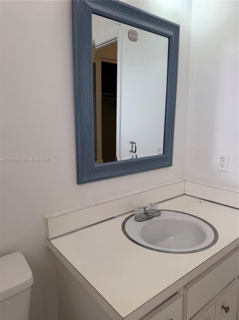 6701 Cypress Rd, Unit 109, Plantation, FL 33317 Photo
