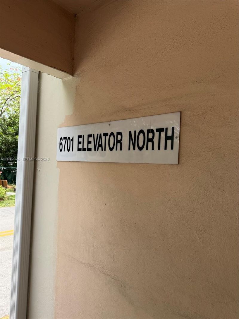 6701 Cypress Rd, Unit 109, Plantation, FL 33317 Photo