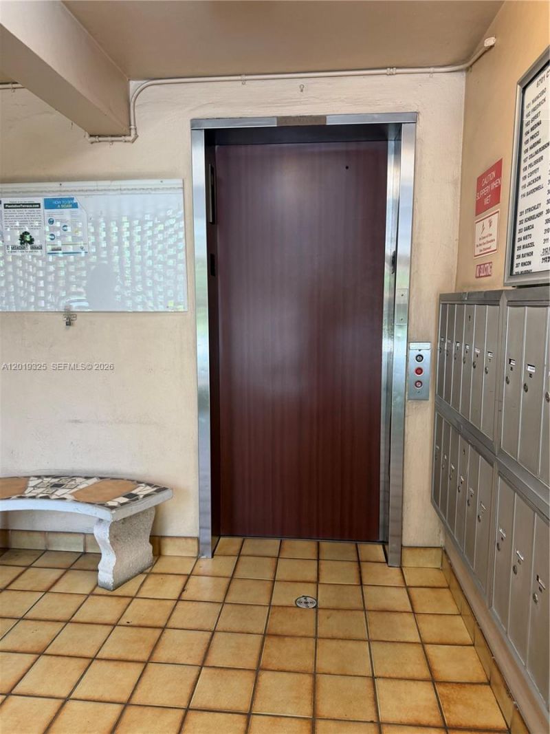 6701 Cypress Rd, Unit 109, Plantation, FL 33317 Photo