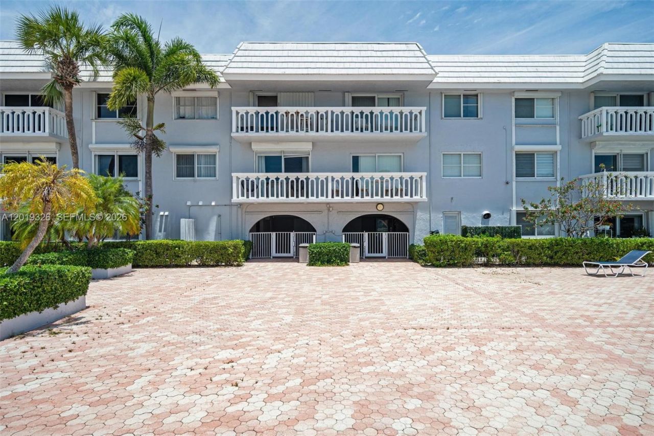 100 Edgewater Dr , Unit 342, Coral Gables, FL 33133 Photo