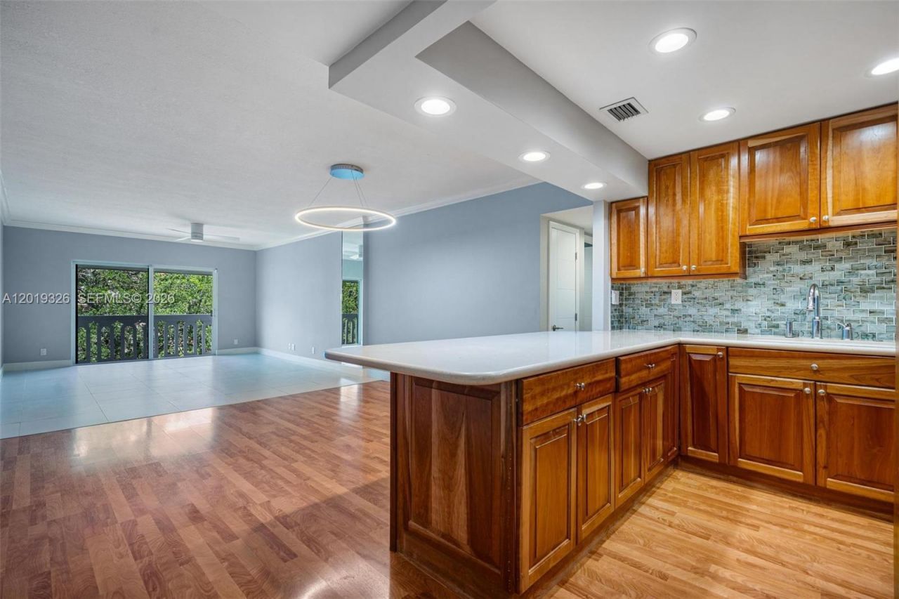 100 Edgewater Dr , Unit 342, Coral Gables, FL 33133 Photo