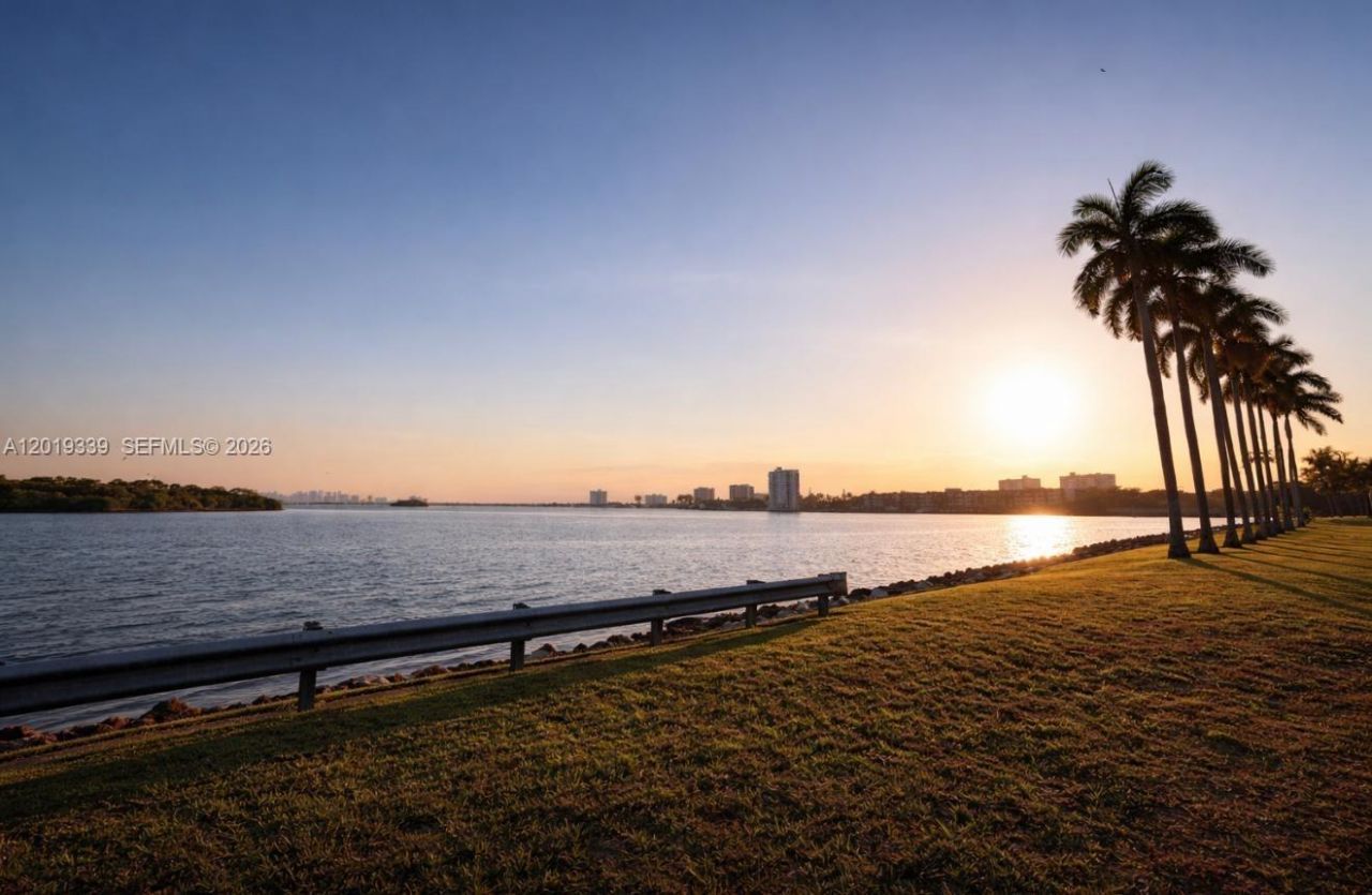12275 NE 19th Ave , Unit 11, North Miami, FL 33181 Photo