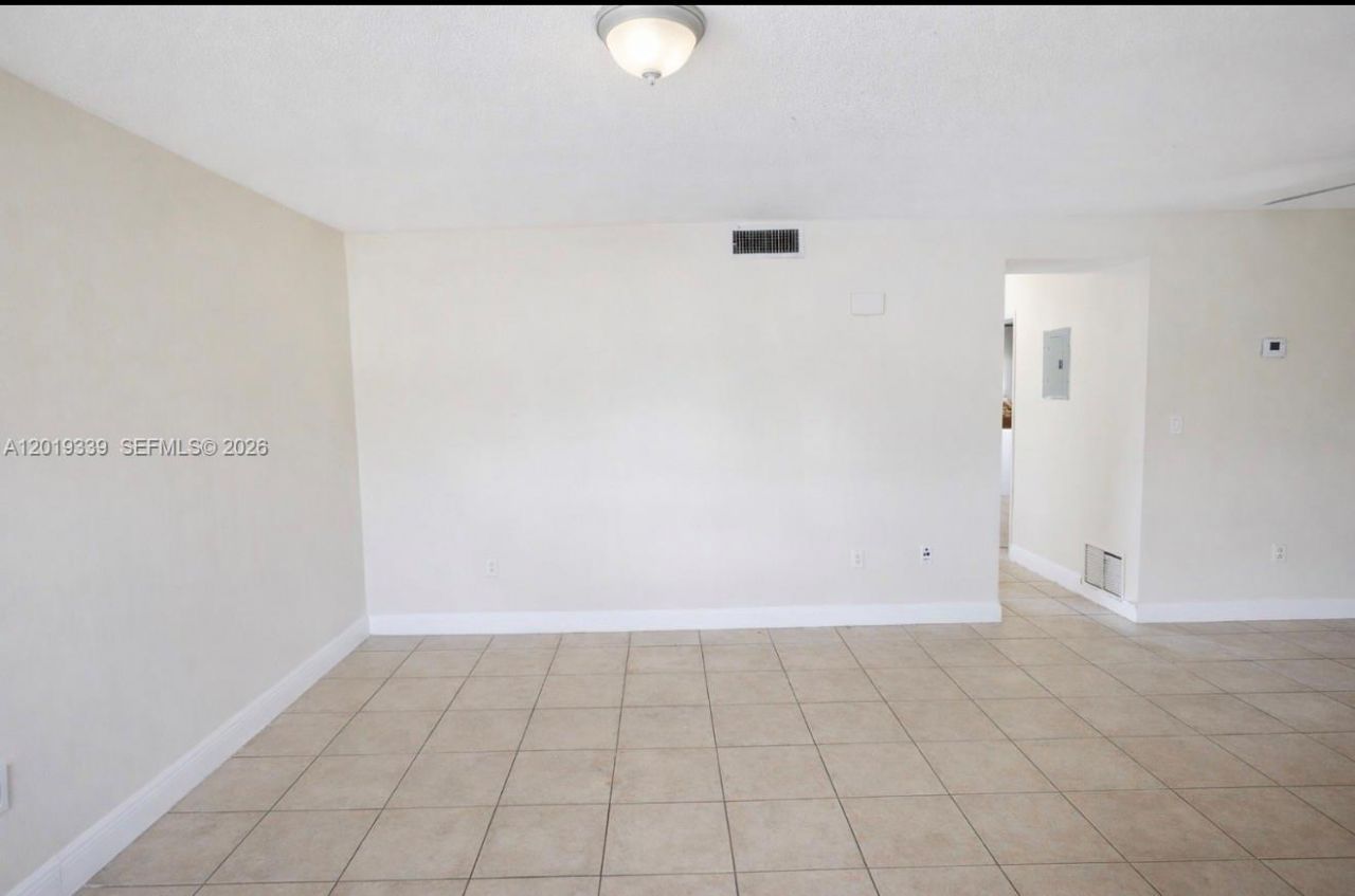 12275 NE 19th Ave , Unit 11, North Miami, FL 33181 Photo