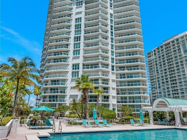 16500 Collins Ave , Unit 652, Sunny Isles Beach, FL 33160