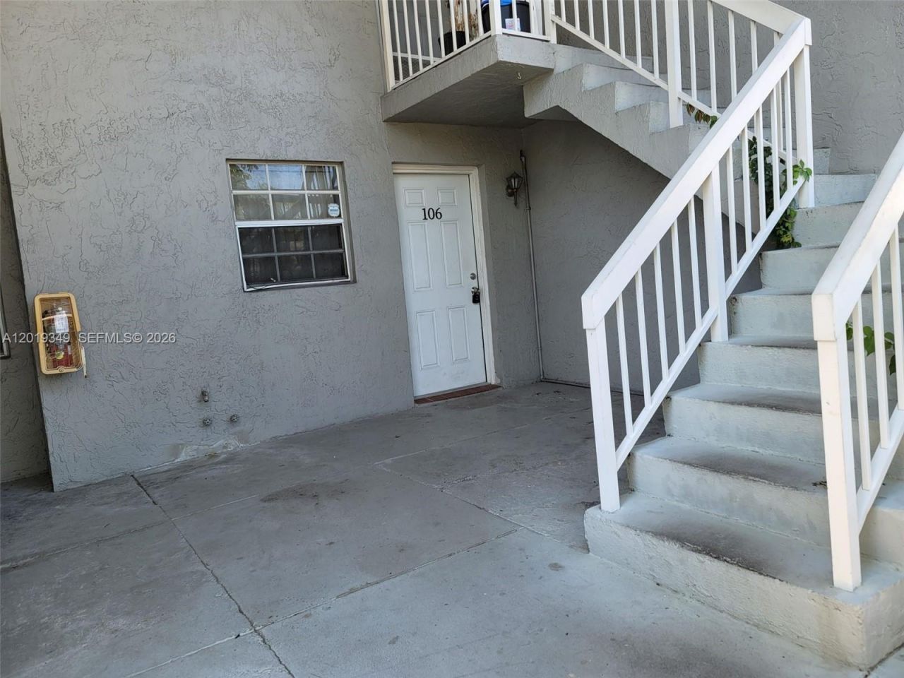 426 NE 210th Cir Ter , Unit 106-2, Miami, FL 33179 Photo