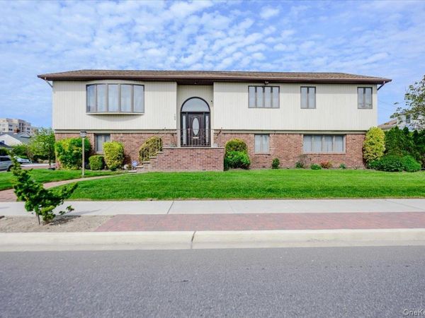 159 National Boulevard , Long Beach, NY 11561