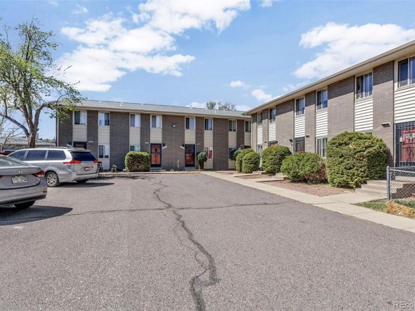 3817 Oak Street , Wheat Ridge, CO 80033